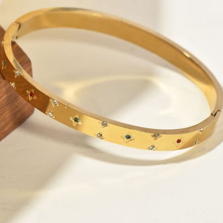 Alternating Multi-Color Stones