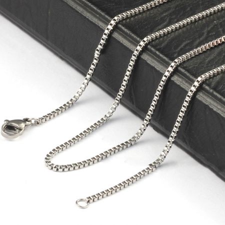 Picture of Stainless Steel 1.5mm Box Chain Necklace