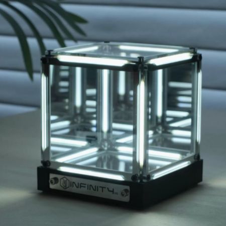 Picture of Geometric Cube USB Decorative Light